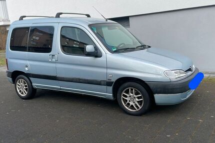 Peugeot Partner 295.180 km 1.500 &euro; Neu-Isenburg 63263