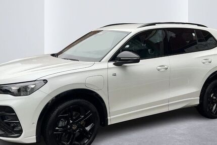 VW Tiguan 15.989 km 46.555 &euro; Hamburg 22303