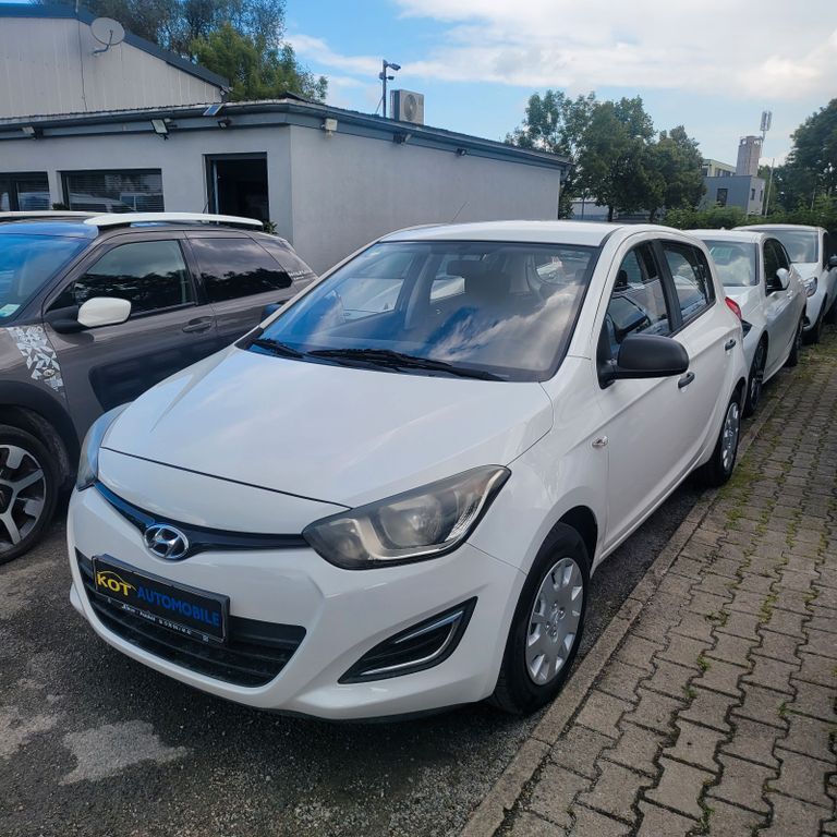 i20