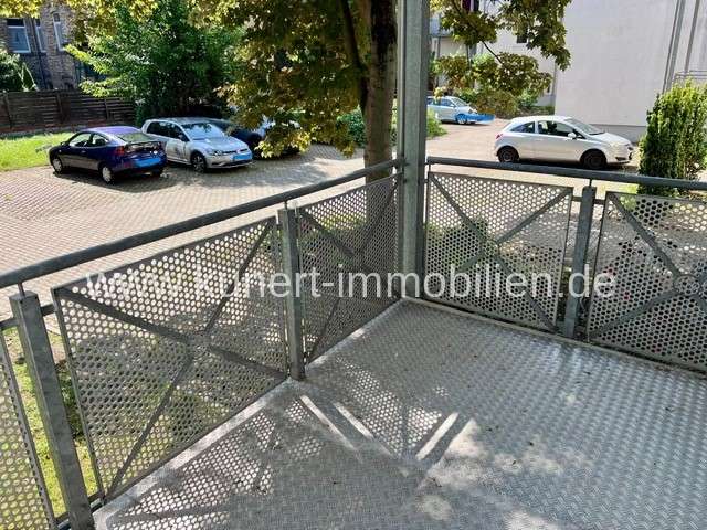 Wohnung zum Mieten in Halle 666,40 € 63.64 m²