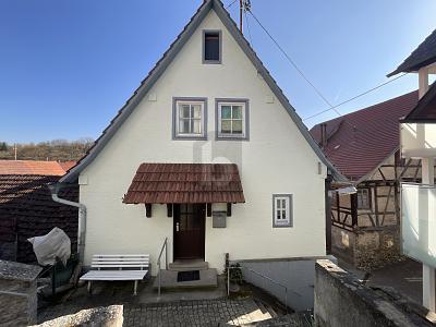 LIEBHABEROBJEKT - FACHWERKHAUS MIT GESCHICHTE - Zweifamilienhaus Mühlacker | Angebot:26688793