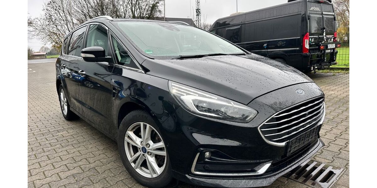 Ford S-Max 200.000 km 13.900 € Mülheim 45481