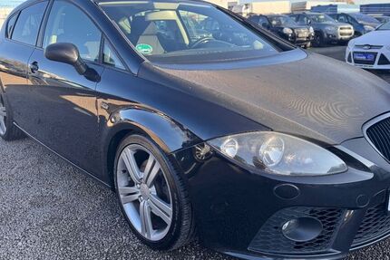 Seat Leon 185.000 km 5.750 &euro; Kevelaer 47623