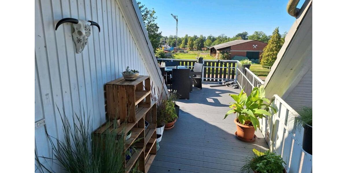 Schöne Wohnung mit großem Balkon und Traumblick 3 zimmer