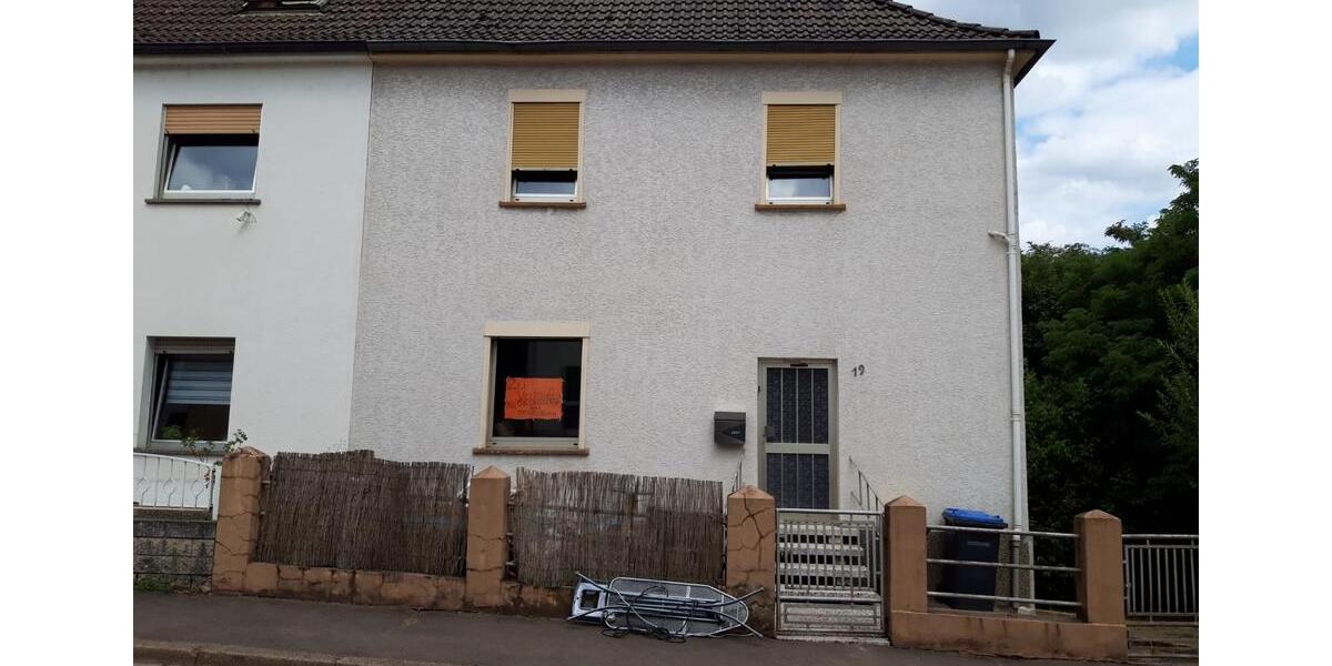 Einfamilienhaus Völklingen - 7 Zimmer, 120 m&sup2;, 85.000&euro; | Angebot:27135159