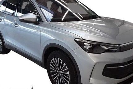 VW Tiguan 17.900 km 38.990 &euro; Rostock 18146