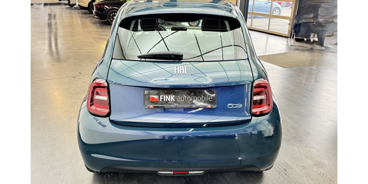Fiat 500e Action CarPlay Android Automatik 1.Hand 18.400 km 13.490 &euro; Lich 35423