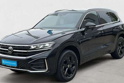 VW Touareg 25.365 km 64.881 € Wesel 46483