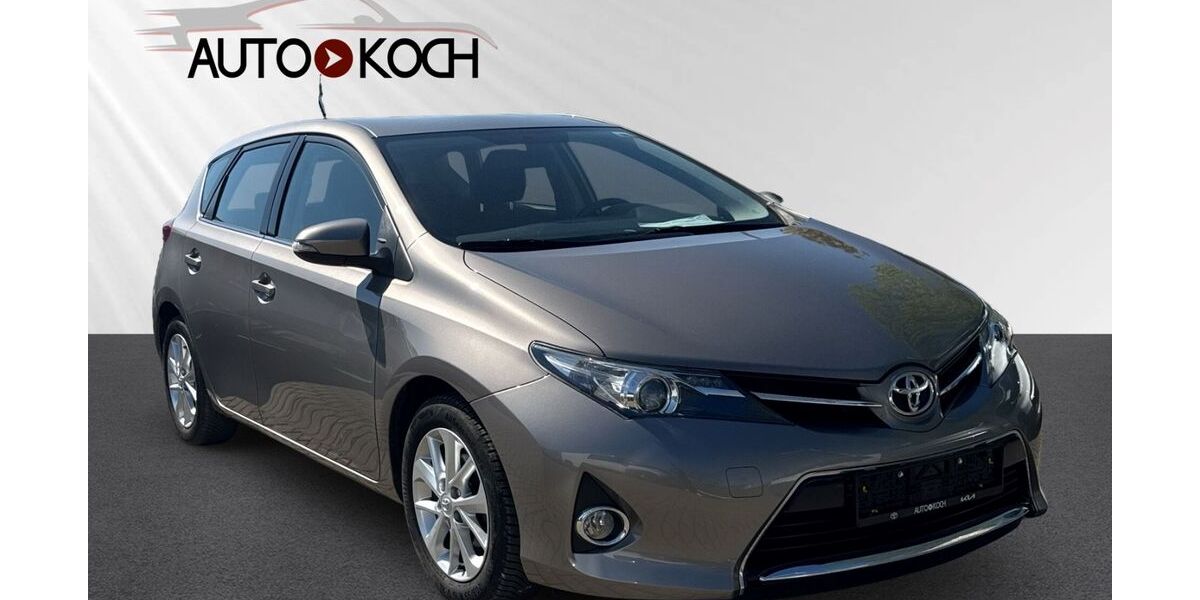 Toyota Auris 129.190 km 7.888 &euro; Eschweiler 52249
