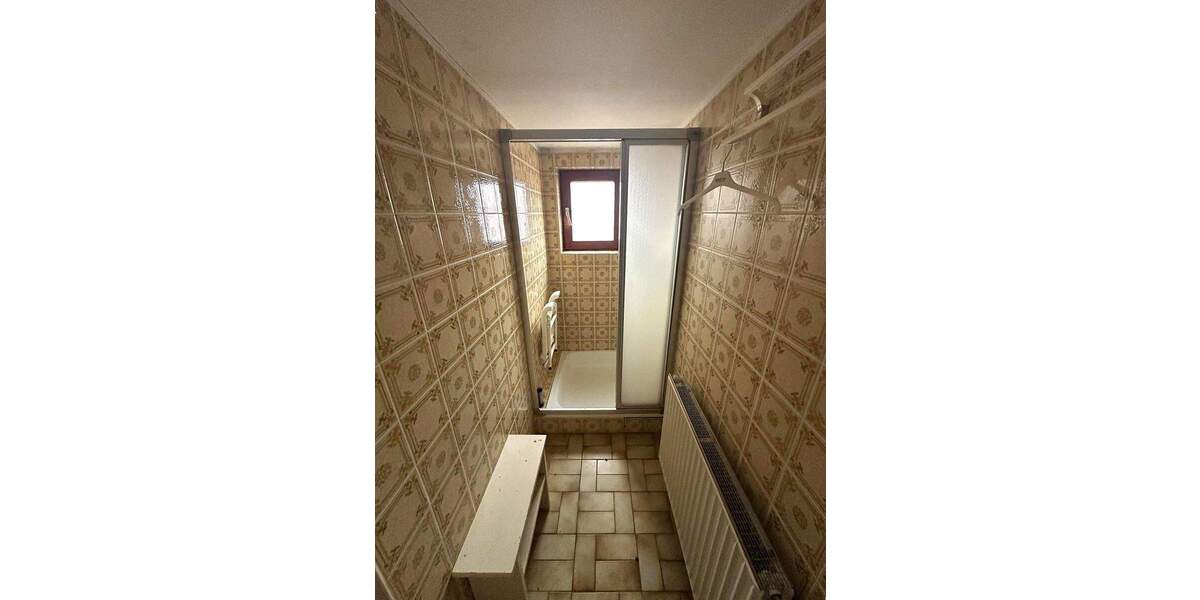 Einfamilienhaus Brake - 6 Zimmer, 150 m&sup2;, 129.000&euro; | Angebot:25227769