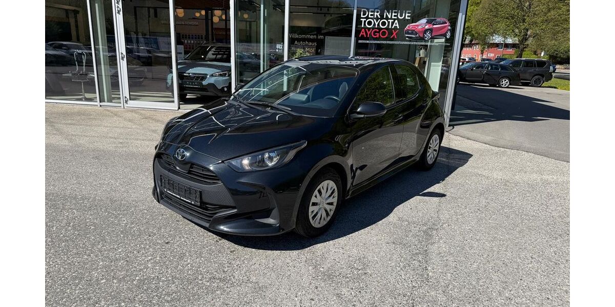Toyota Yaris 103.950 km 13.490 &euro; Berchtesgaden 83471
