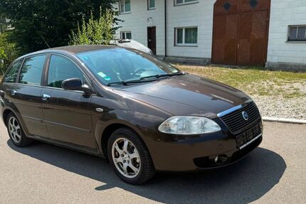 Fiat Croma 198.000 km 1.199 &euro; Dunningen 78655