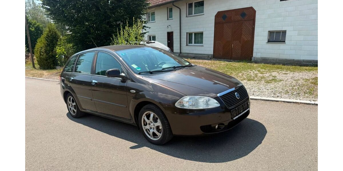 Fiat Croma 198.000 km 1.199 &euro; Dunningen 78655