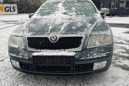 Skoda Octavia 154.000 km 1.990 &euro; Lócknitz 17321