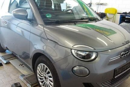 Fiat 500e 18.481 km 19.999 &euro; Zerbst / Anhalt 39261