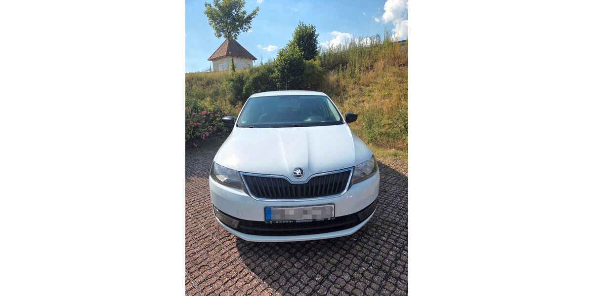 Skoda Rapid 148.000 km 7.500 &euro; Alzey 55232