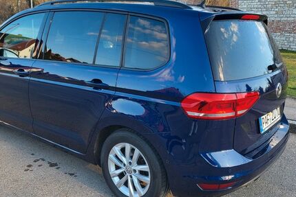 VW Touran 121.000 km 13.700 &euro; Manching 85077