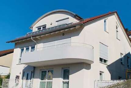 Haus zum Mieten in Gemmrigheim 2.500 € 290 m² 7.5 zimmer