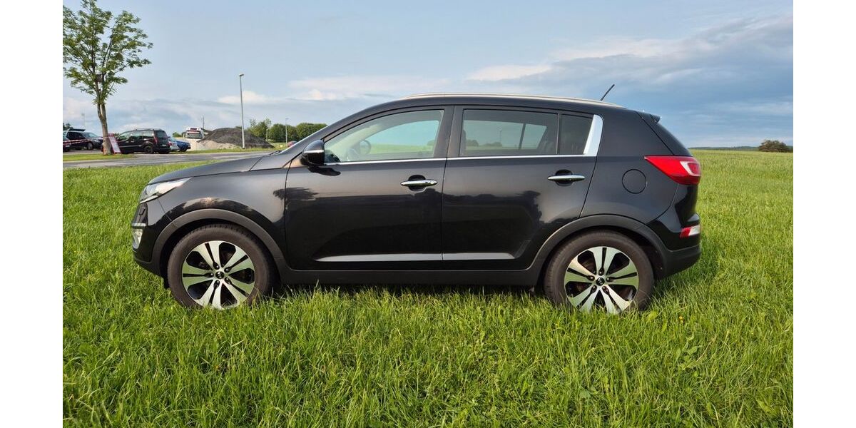 Kia Sportage 143.000 km 8.499 &euro; Marienberg 09496