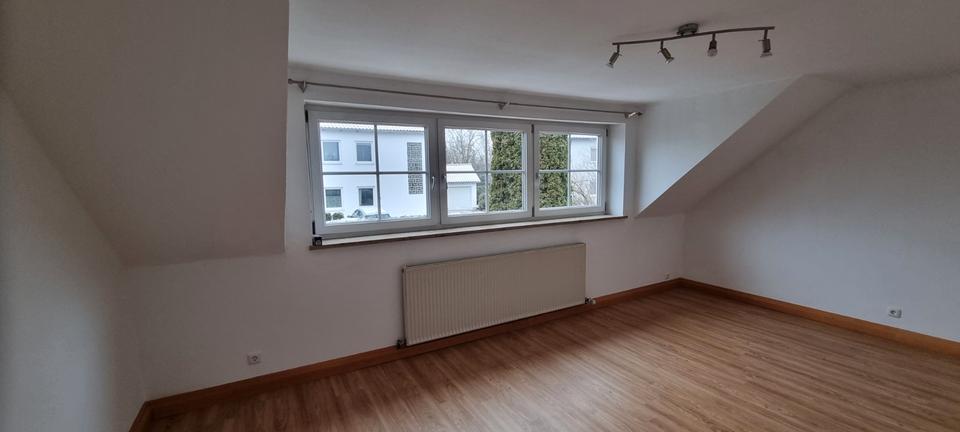 Etagenwohnung Eggenfelden - 3 Zimmer, 112 m&sup2;, 750&euro; | Angebot:26413576
