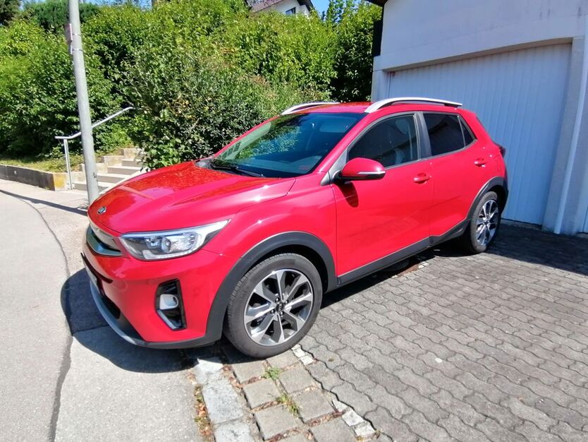 Kia Stonic 166.000 km 8.000 € Thierhaupten 86672