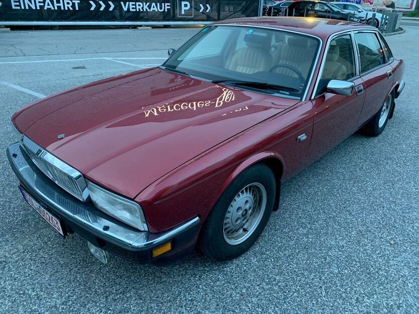 XJ40