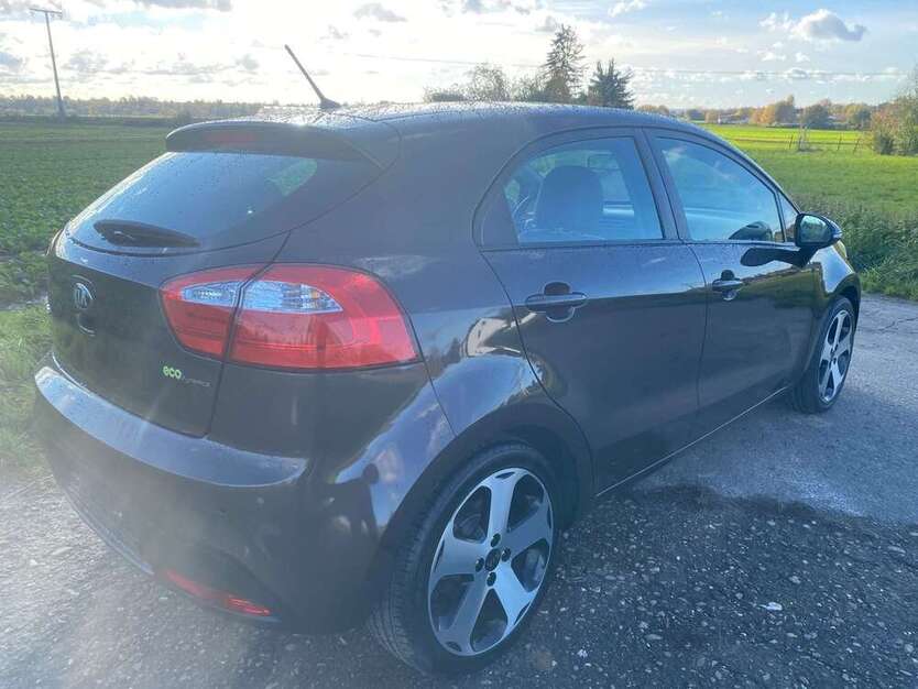 Kia Rio 88.654 km 6.999 € Wiesbaden 65203