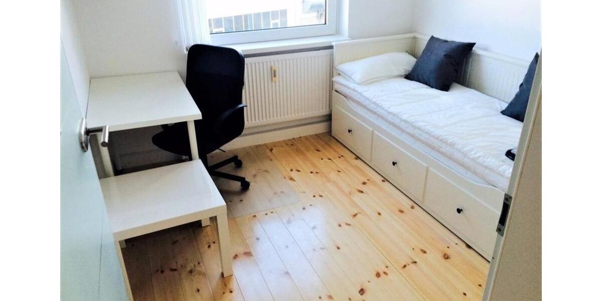 Etagenwohnung Wedel - 1 Zimmer, 15 m&sup2;, 600&euro; | Angebot:25877052