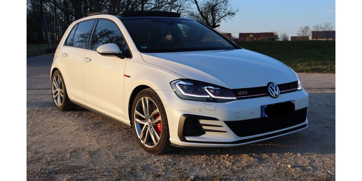 VW Golf 117.000 km 22.000 &euro; Wäschenbeuren 73116