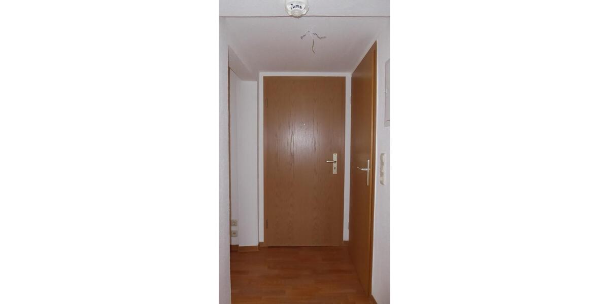 Etagenwohnung Unterwellenborn - 2 Zimmer, 35 m&sup2;, 204&euro; | Angebot:25342156