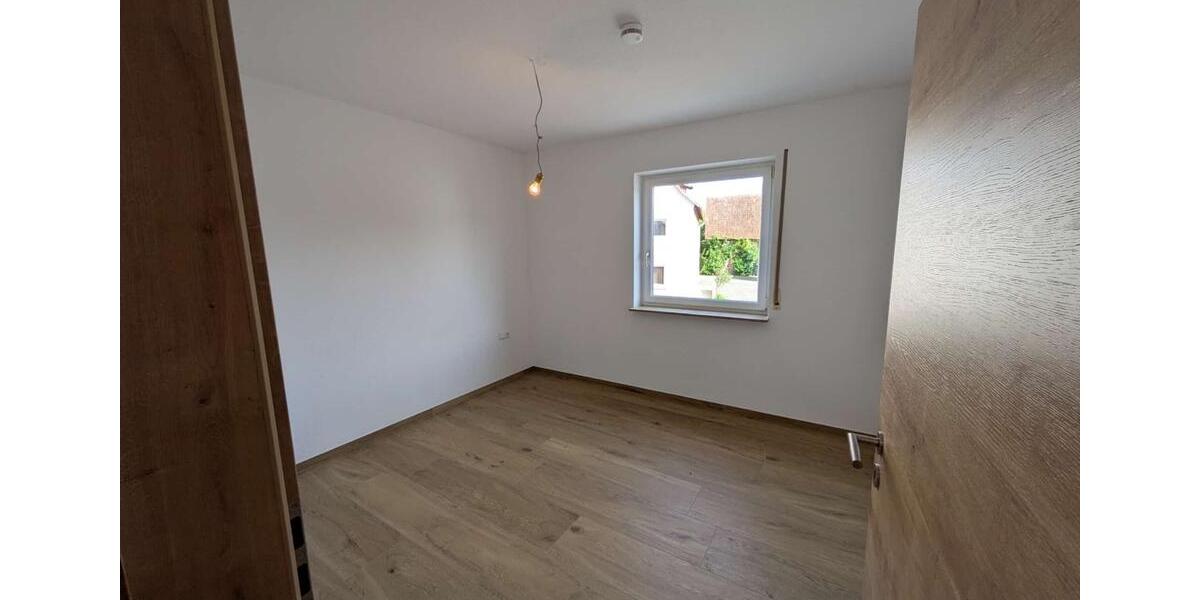 Etagenwohnung Bad Neustadt an der Saale - 2 Zimmer, 50 m&sup2;, 500&euro; | Angebot:25998900