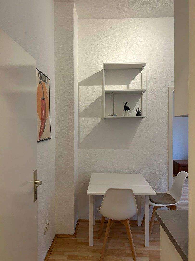 Möblierte 2-Zimmer-Wohnung (40?qm) in Krefeld - zentral & modern 2 zimmer