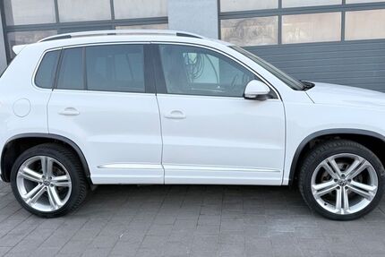 VW Tiguan 219.900 km 10.600 &euro; Tünsdorf 66693