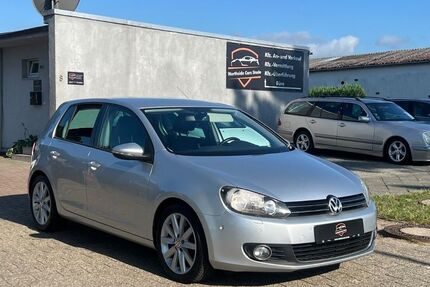 VW Golf 117.597 km 7.990 &euro; Stade 21682