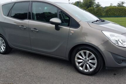 Opel Meriva 98.000 km 3.650 &euro; Hamm 59077