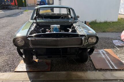 Ford Mustang 10.000 km 19.000 &euro; Rottweil 78628