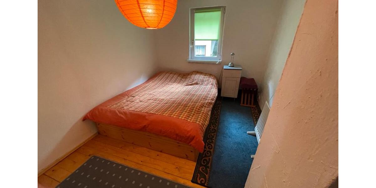 Etagenwohnung Saalfeld (Saale) - 5 Zimmer, 90 m&sup2;, 880&euro; | Angebot:26399794