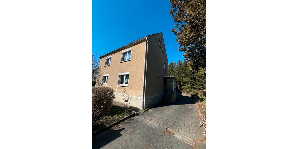 Einfamilienhaus Hohenstein-Ernstthal Ernstthal - 9 Zimmer, 140 m&sup2;, 79.000&euro; | Angebot:24615172