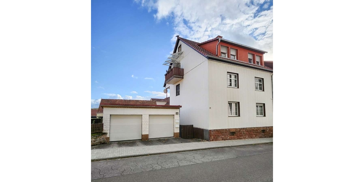 Vielseitiges Mehrfamilienhaus ideal für Kapitalanleger oder Selbstnutzer, Zweibrücken Niederauerbach - Mehrfamilienhaus, Wohnhaus Zweibrücken | Angebot:27131039
