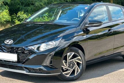 Hyundai i20 13.500 km 17.990 &euro; Jüterbog 14913