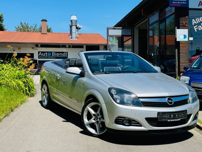 Opel Astra 61.874 km 8.499 € Haselbach 94354