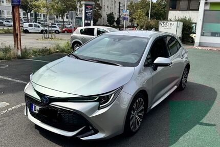 Toyota Corolla Verso 213.000 km 13.500 &euro; Düsseldorf 40215