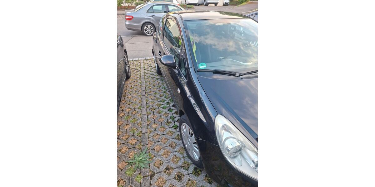Opel Corsa 270.000 km 800 &euro; Böblingen 71034