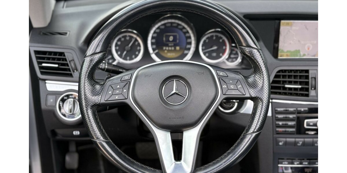 Mercedes-Benz E 350 CDI Cabrio BlueEfficiency NAVI/NACKENHZ 151.676 km 14.900 &euro; Villingen-Schwenningen 78054