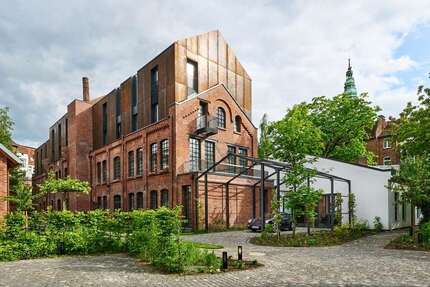 Wohnung zum Kaufen in Kassel West 2.029.000 € 311.51 m² 5 zimmer