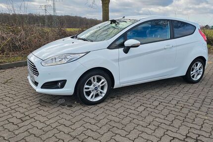 Ford Fiesta 107.000 km 4.690 &euro; Rostock 18069