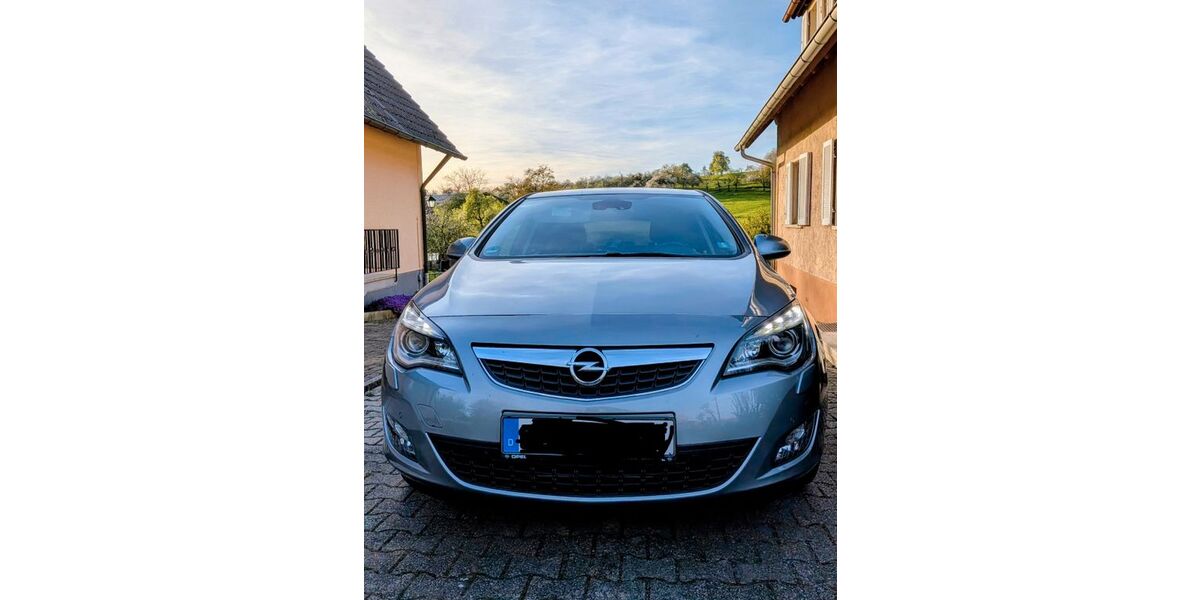 Opel Astra 166.300 km 4.800 &euro; Gengenbach 77723