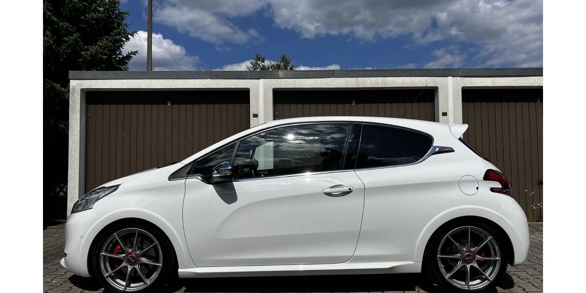Peugeot 208 55.200 km 12.100 &euro; Nürnberg 90455