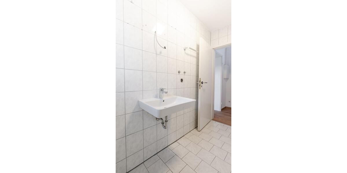 Dachgeschoßwohnung Ergoldsbach Langenhettenbach - 2 Zimmer, 72 m&sup2;, 770&euro; | Angebot:25078922