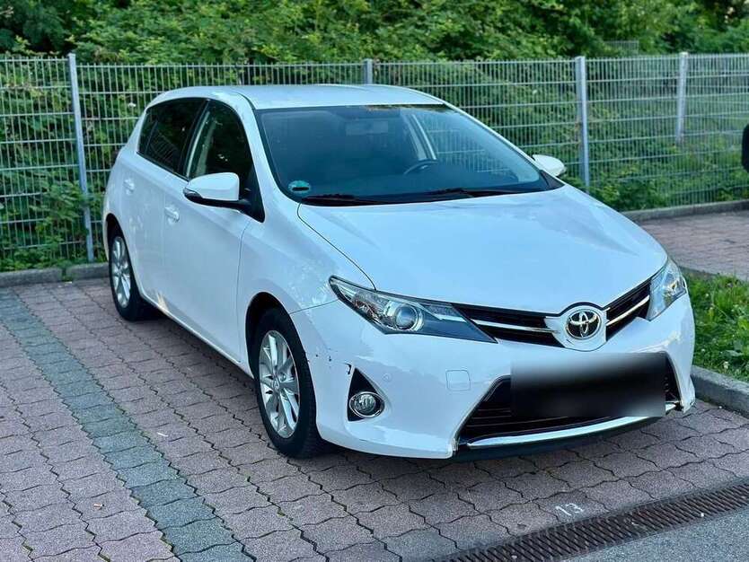 Auris